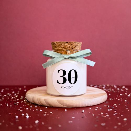 Bougie personnalisée anniversaire adulte 50ml avec bouchon en liège et étiquette personnalisée