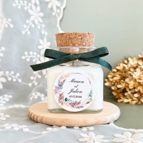 Bougie personnalisée mariage 80 grammes avec bouchon en liège et ruban décoratif.