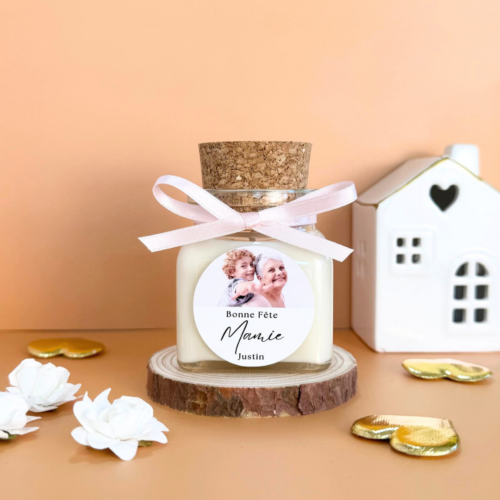 Bougie personnalisée avec photo pour la fête des grands-mères dans un pot en verre avec bouchon en liège