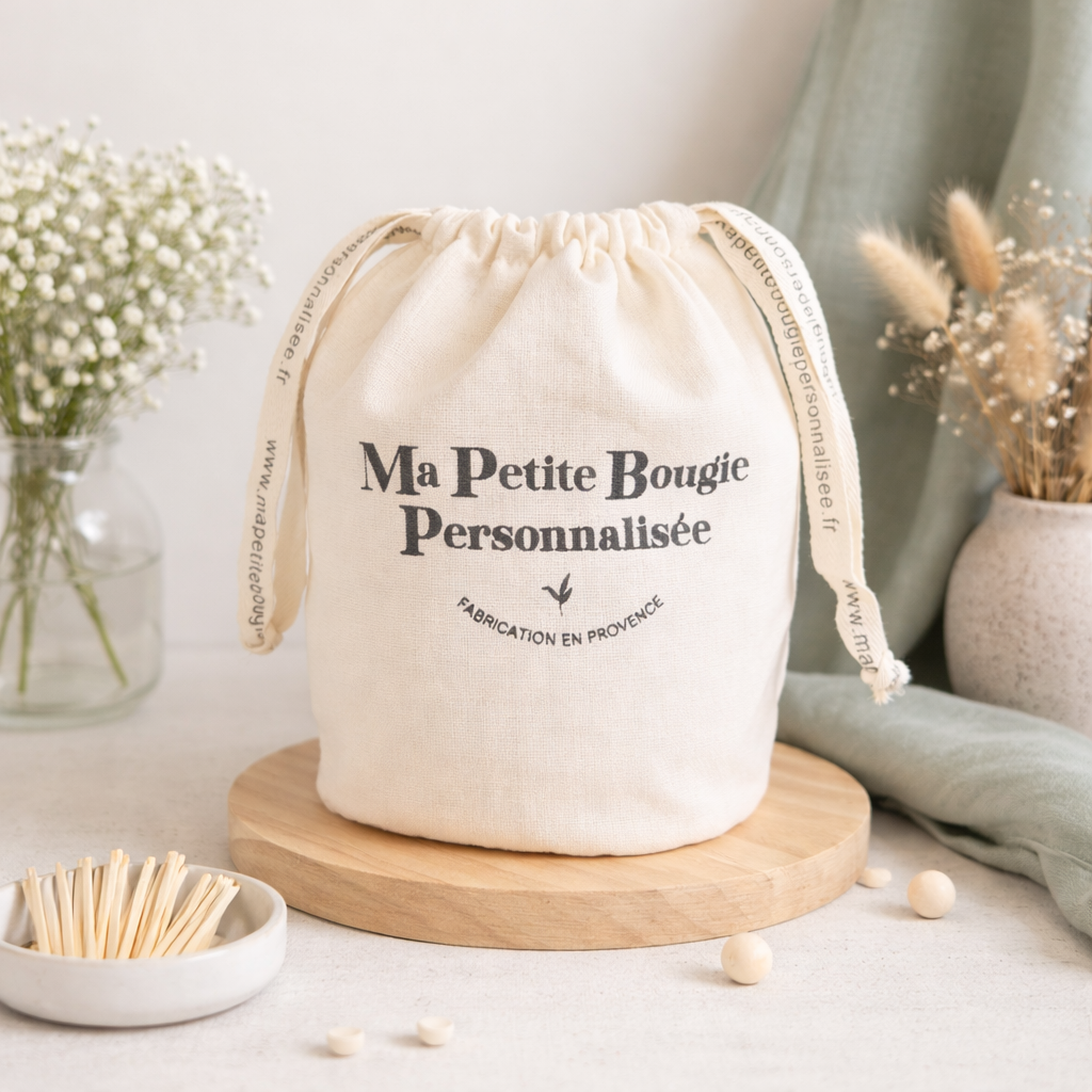 emballez vos jolies bougies personnalisées dans les pochons Ma Petite Bougie Personnalisée